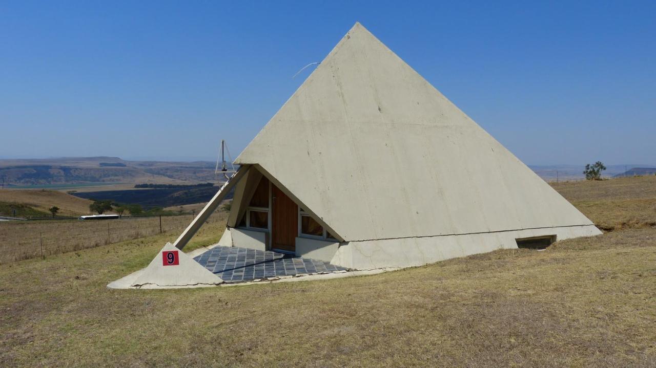 Pyramids Motel Van Reenen Exteriér fotografie