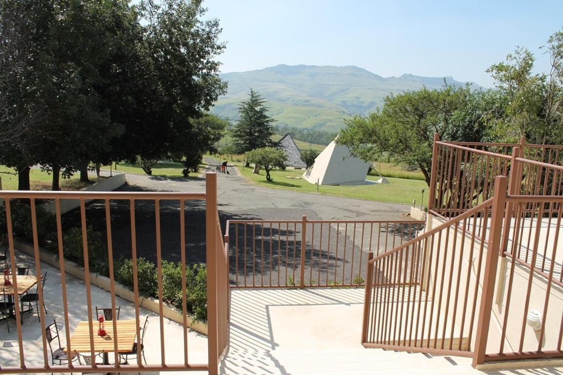 Pyramids Motel Van Reenen Pokoj fotografie