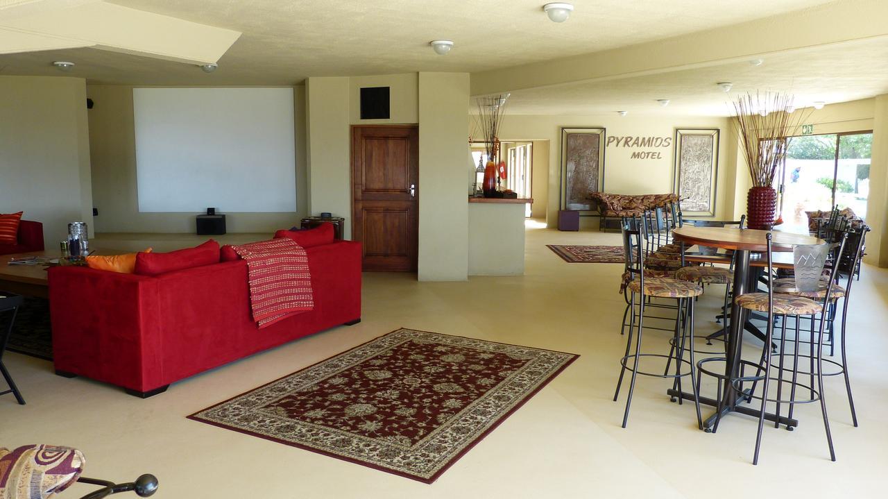 Pyramids Motel Van Reenen Exteriér fotografie
