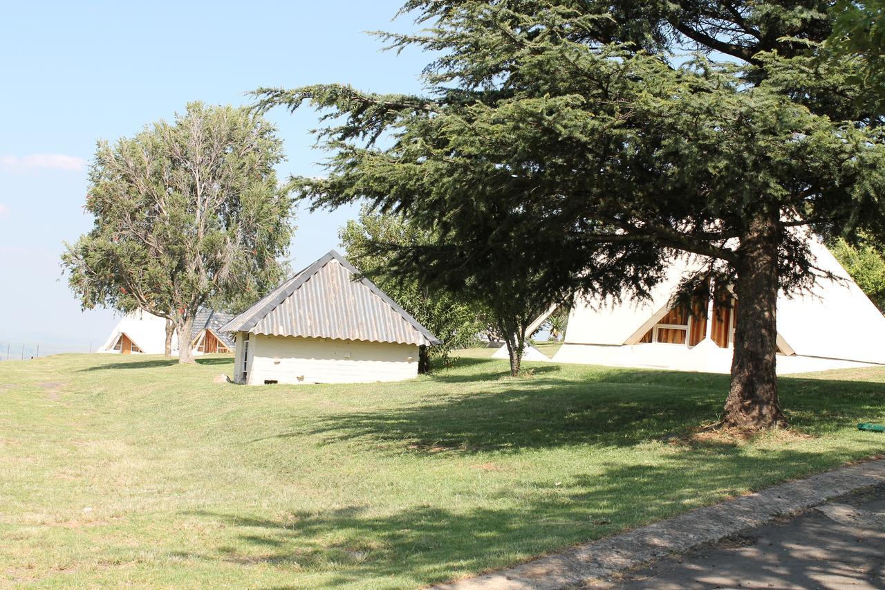 Pyramids Motel Van Reenen Exteriér fotografie
